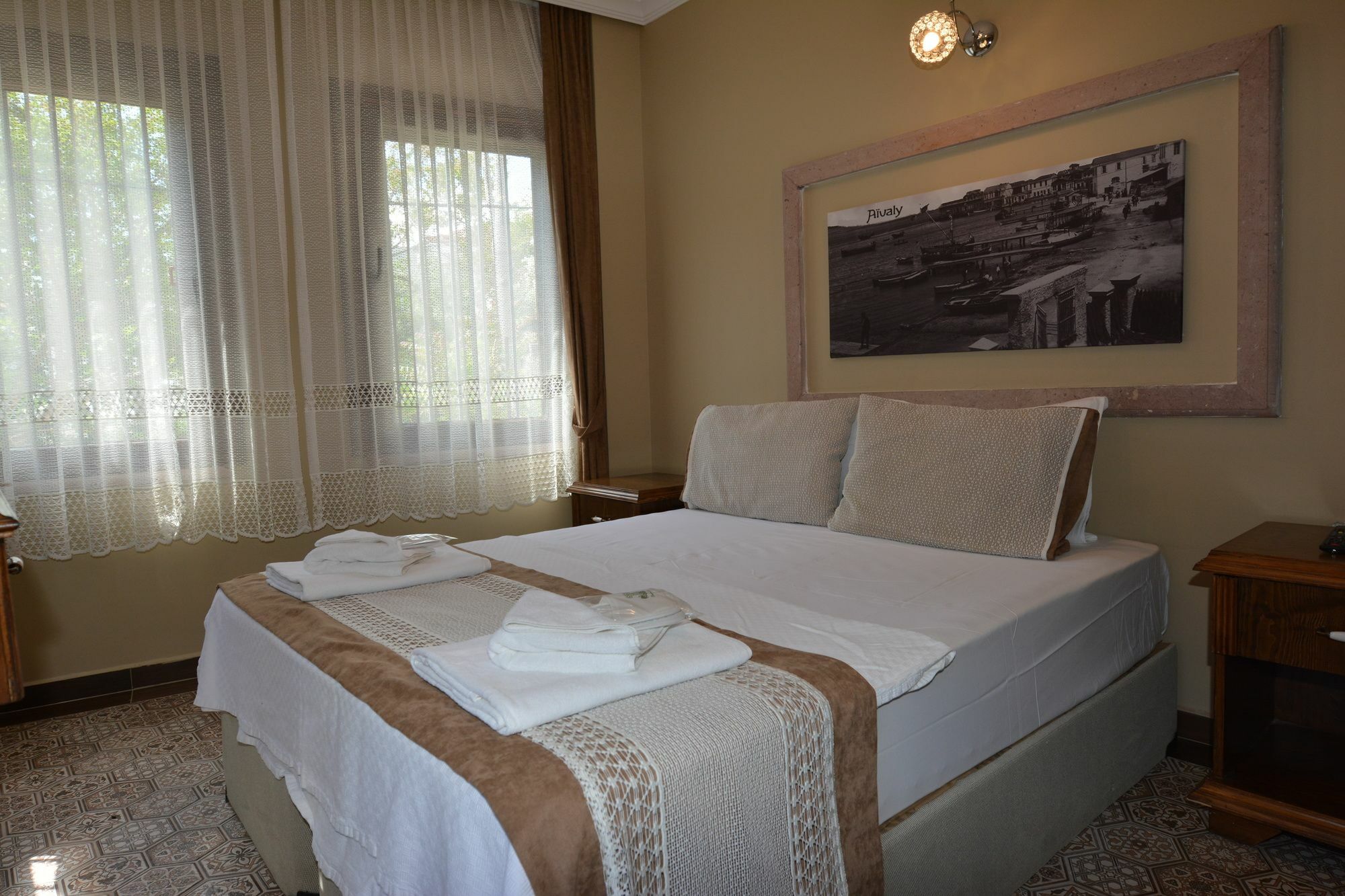 Hayriye Hanim Ege Ayvalik Exterior photo