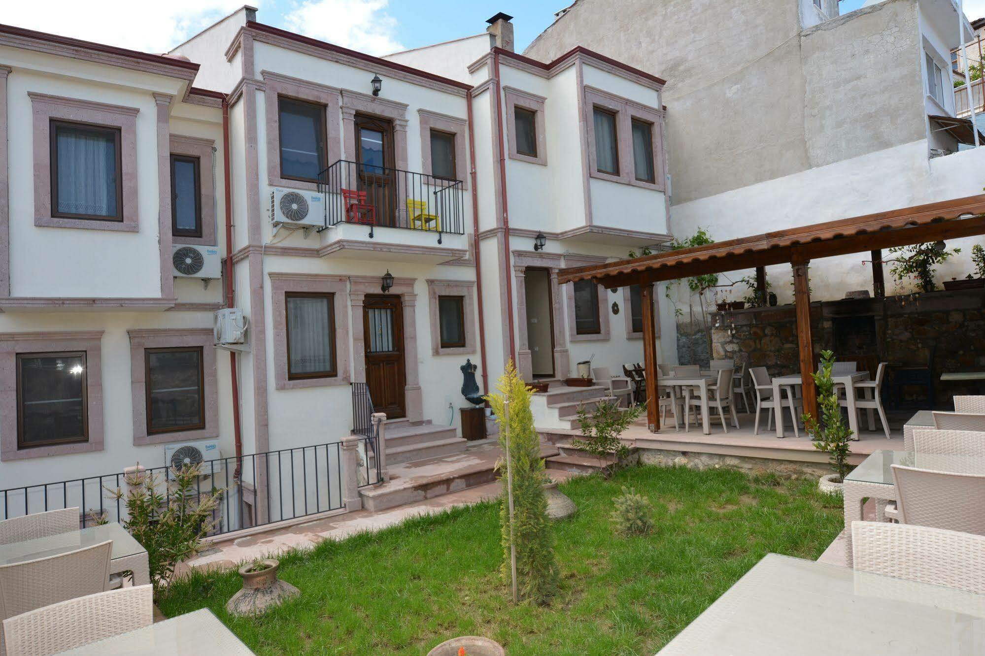Hayriye Hanim Ege Ayvalik Exterior photo